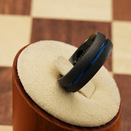 100S JEWELRY Black SandBlast Finish Dome Edge Thin Blue Line Center Tungsten Rings For Men Women Wedding Promise Engagement Band Sizes 6-16
